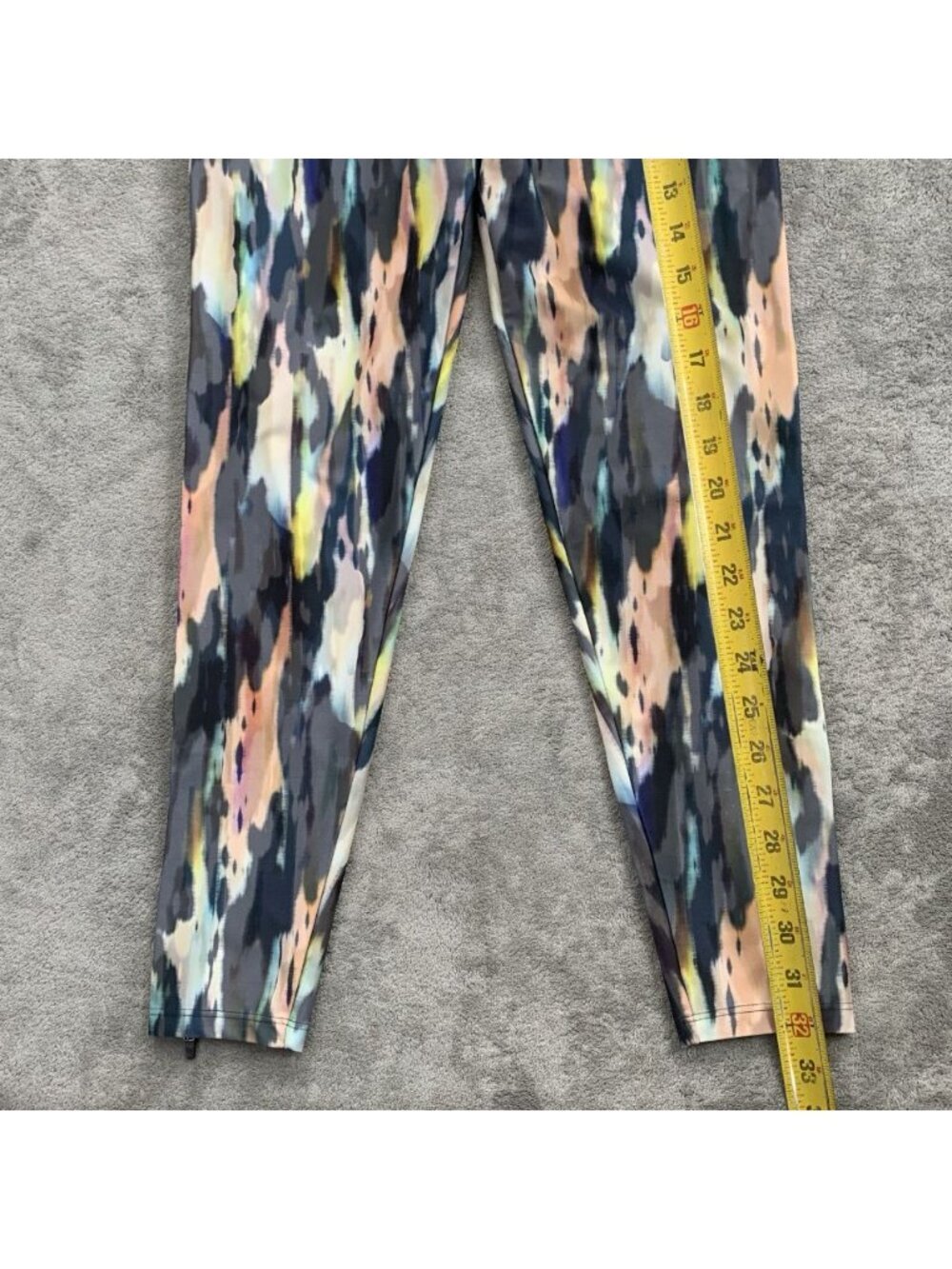 OYSHO Fitness Leggings Womens Medium Abstract Ankle Yoga Gym Workout Athleisure - Picture 3 of 13